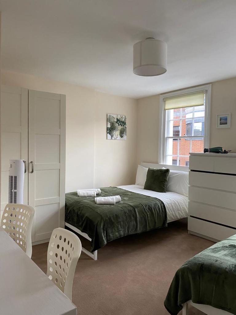 Lovely Private Rooms In Camden, Central London Eksteriør billede