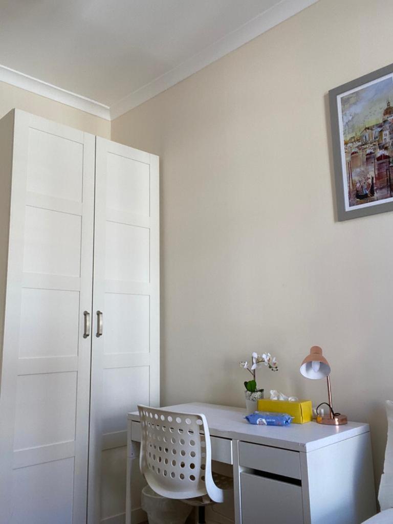 Lovely Private Rooms In Camden, Central London Eksteriør billede